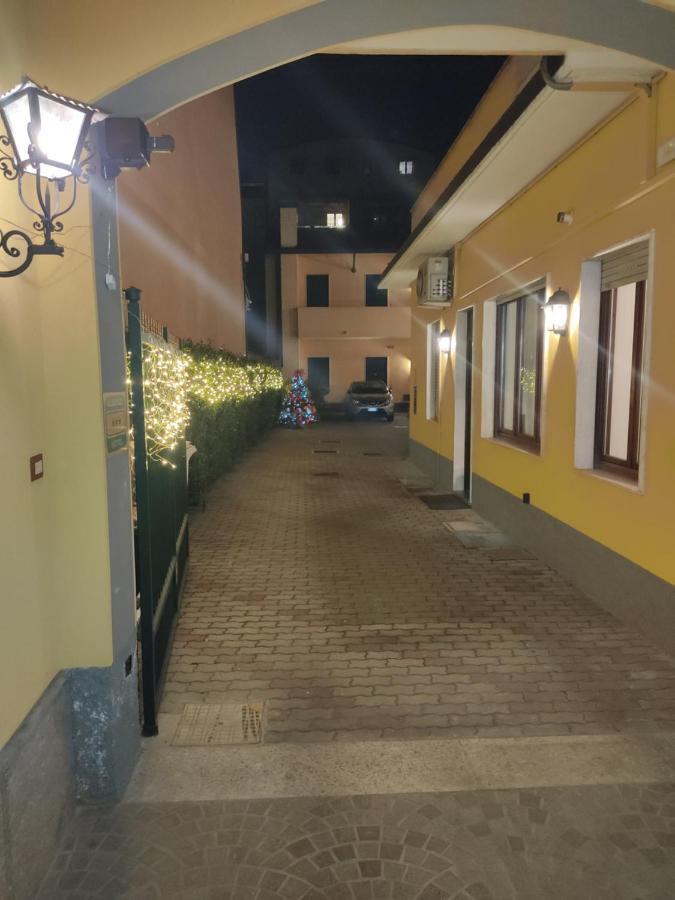 Hotel Al Corso Legnano Exterior photo