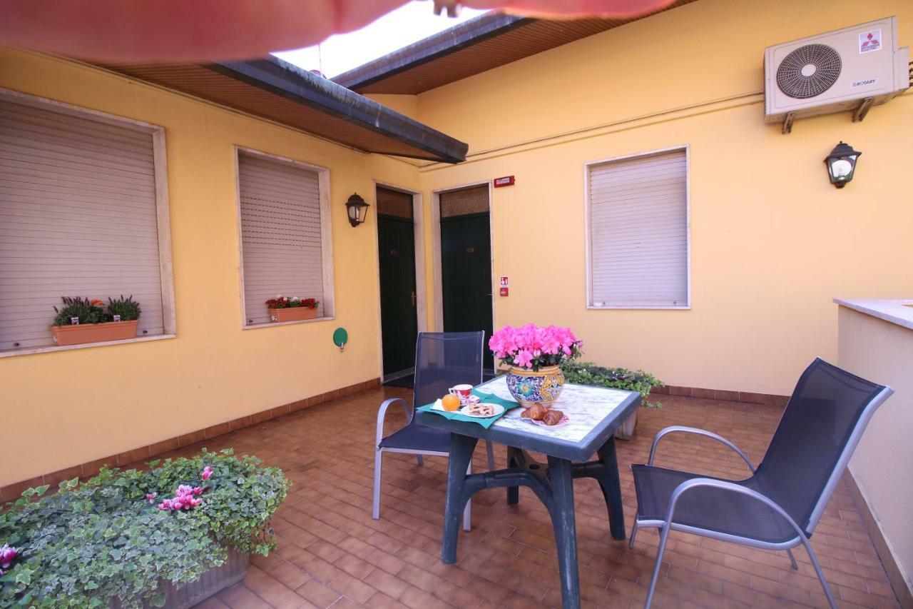 Hotel Al Corso Legnano Exterior photo